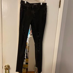 Black High Rise Distressed Legging; Size 2R